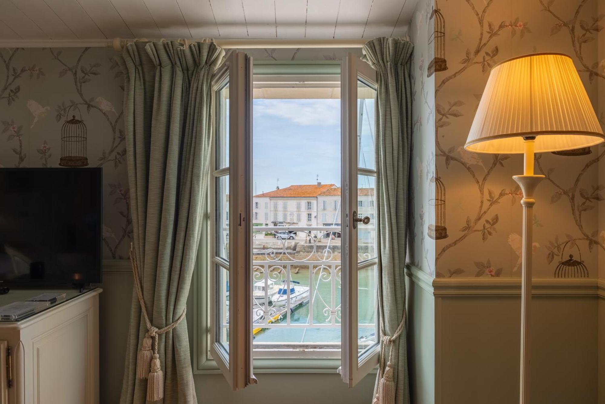 Hotel De Toiras Saint-Martin-de-Re Bagian luar foto