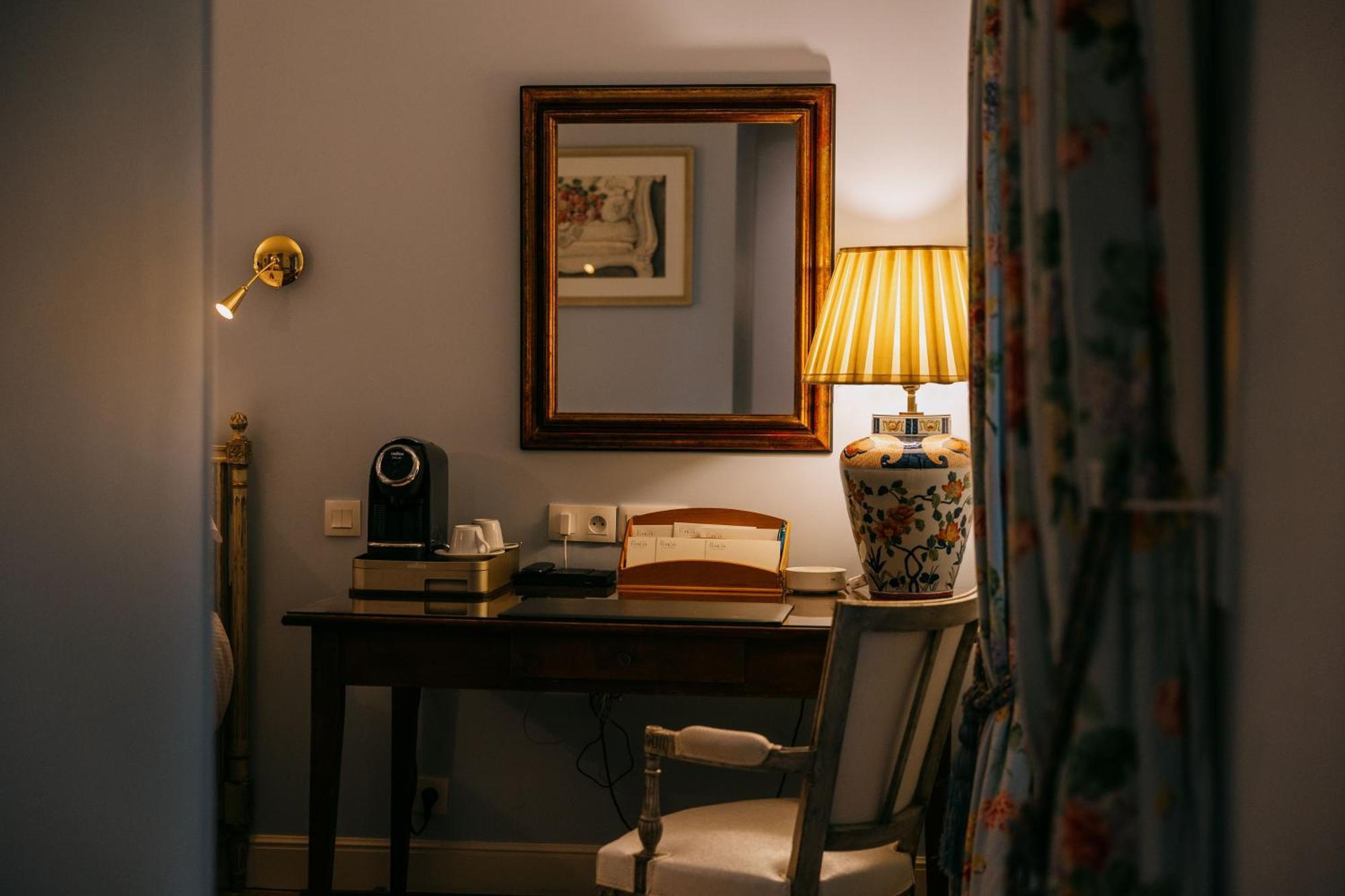 Hotel De Toiras Saint-Martin-de-Re Ruang foto